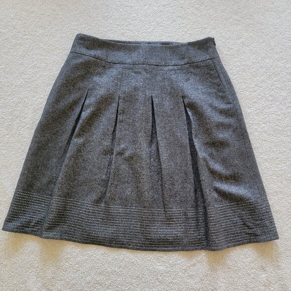 Ann Taylor full, pleated skirt with silver embroidery, side zip sz 8 - Picture 1 of 8